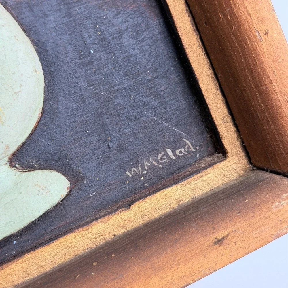 W. M. Glad mounting wood decor